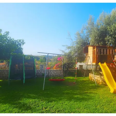 Levanda Cozy Apartment Apolpaina